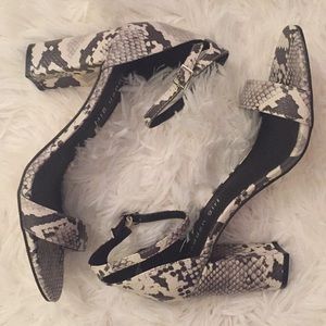 Madden girl Snakeskin open toe heels